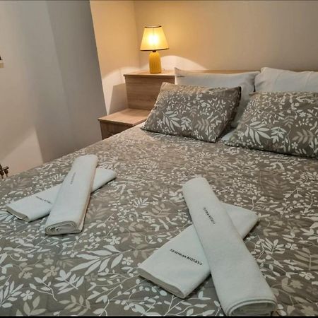 Apartman Moskva Bijeljina Lägenhet Exteriör bild